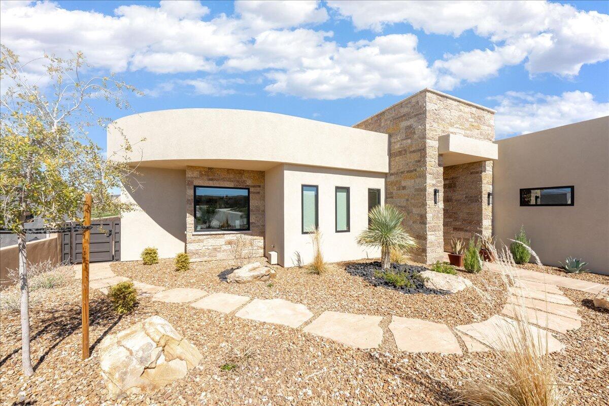 LEDGES OF SG YELLOW KNOLLS - Residential