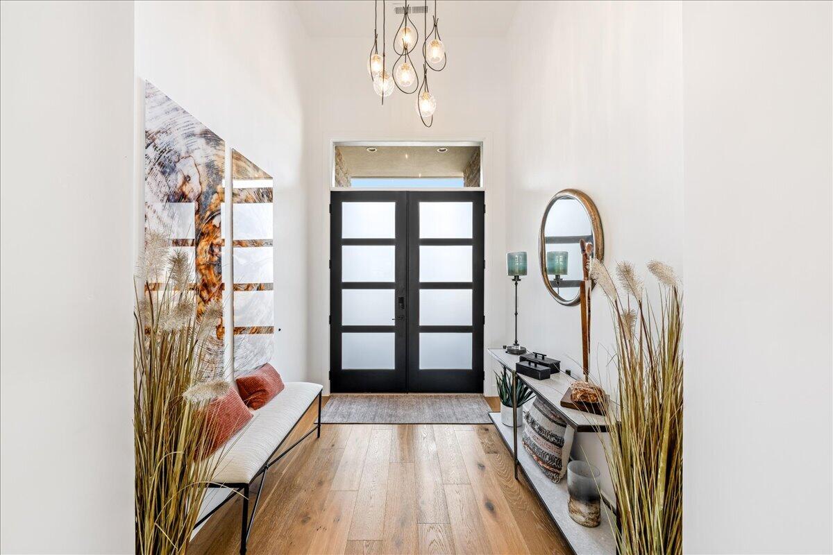 LEDGES OF SG YELLOW KNOLLS - Residential