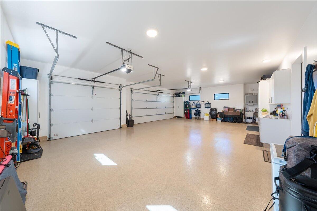 LEDGES OF SG YELLOW KNOLLS - Residential