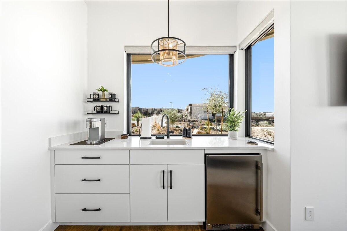 LEDGES OF SG YELLOW KNOLLS - Residential