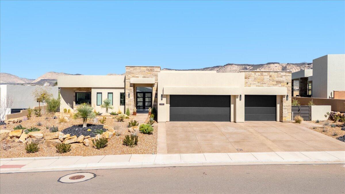 LEDGES OF SG YELLOW KNOLLS - Residential