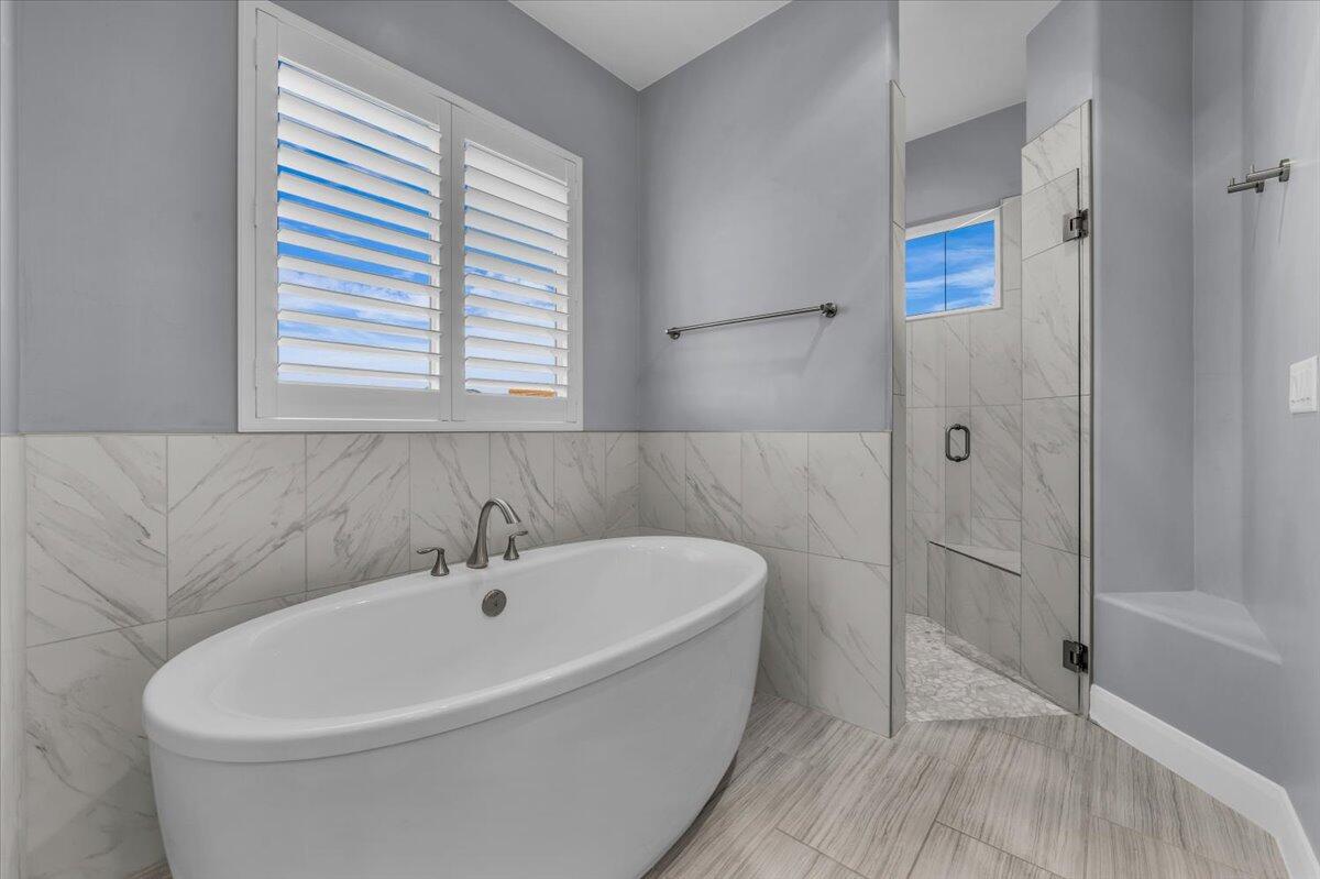 DESERT HEIGHTS - Residential