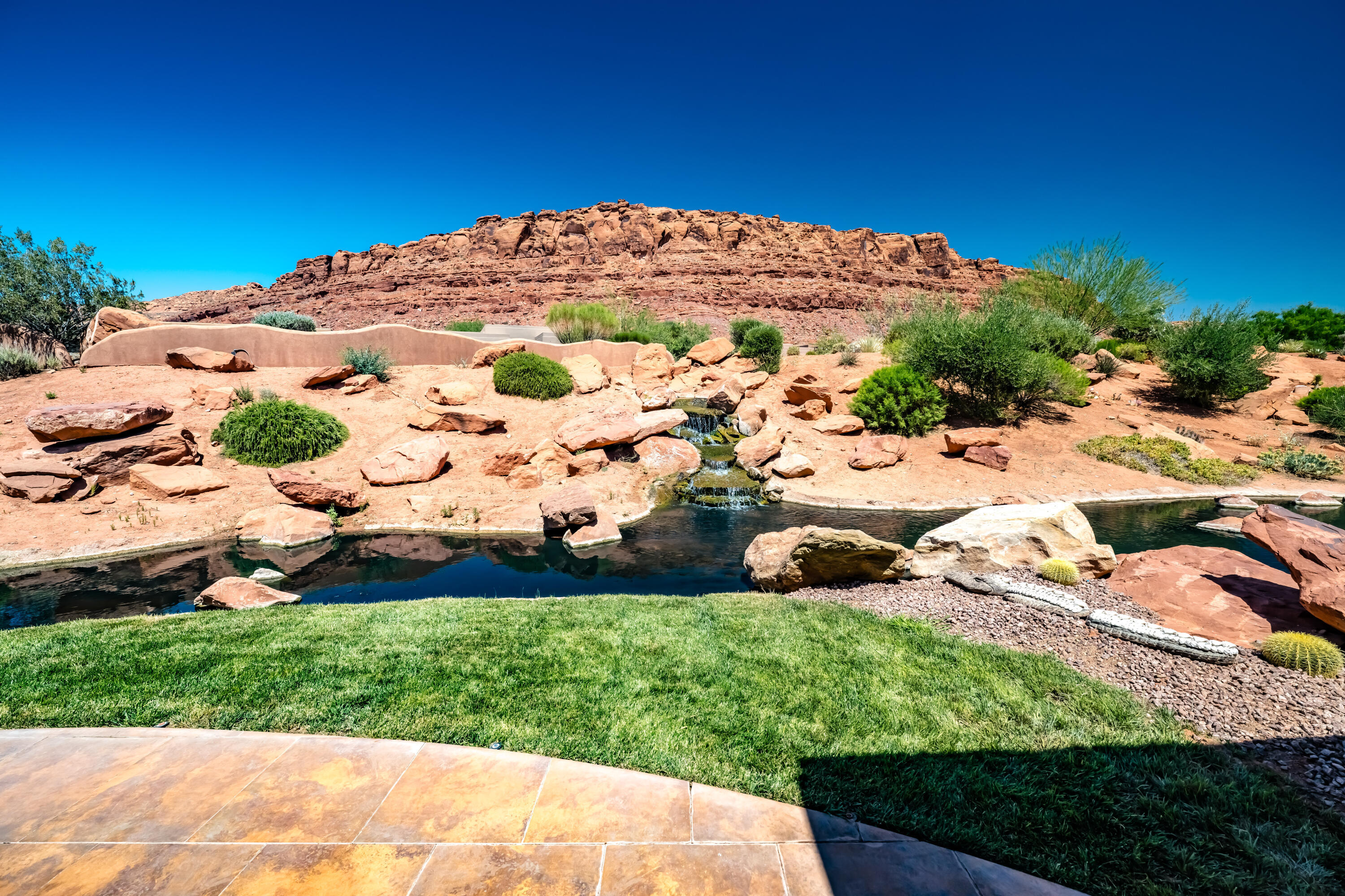 KACHINA SPRINGS EAST AT ENTRADA - Residential