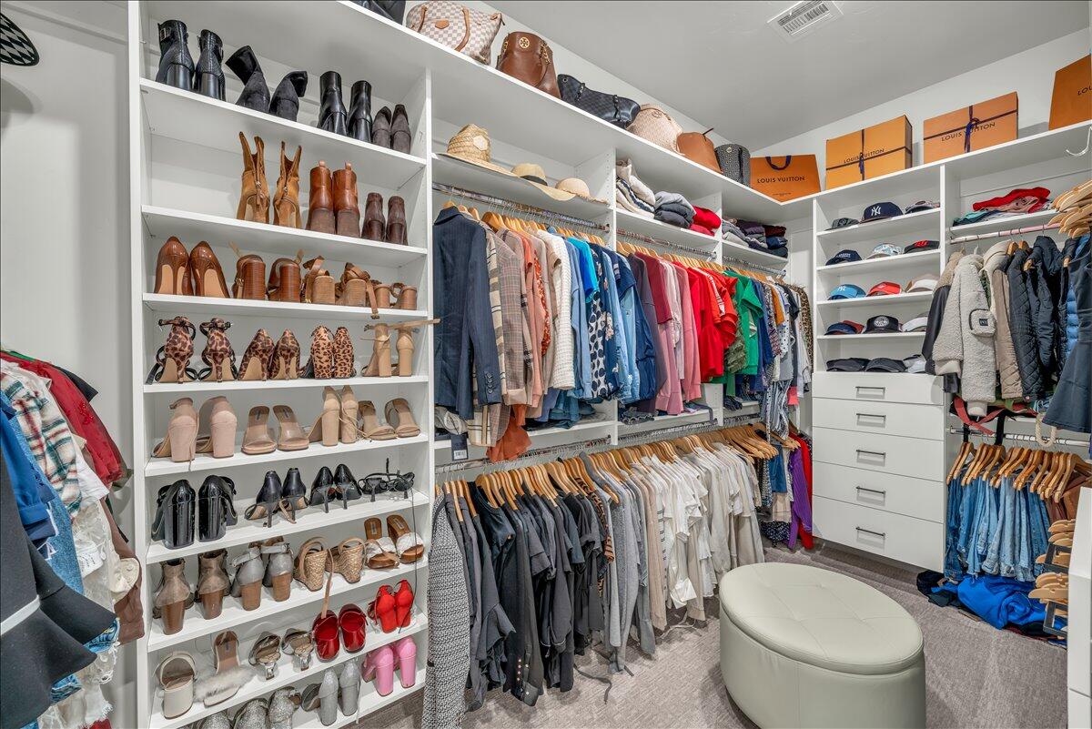 MOORLAND PARK - Residential