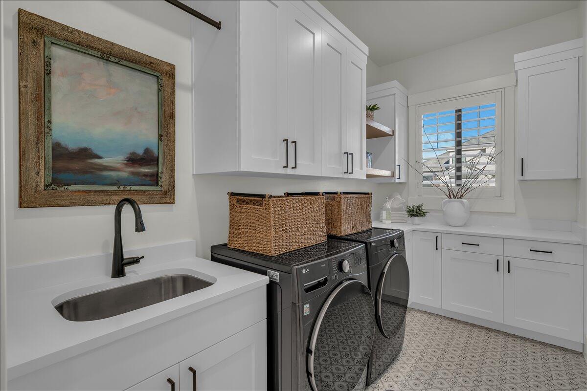 MOORLAND PARK - Residential