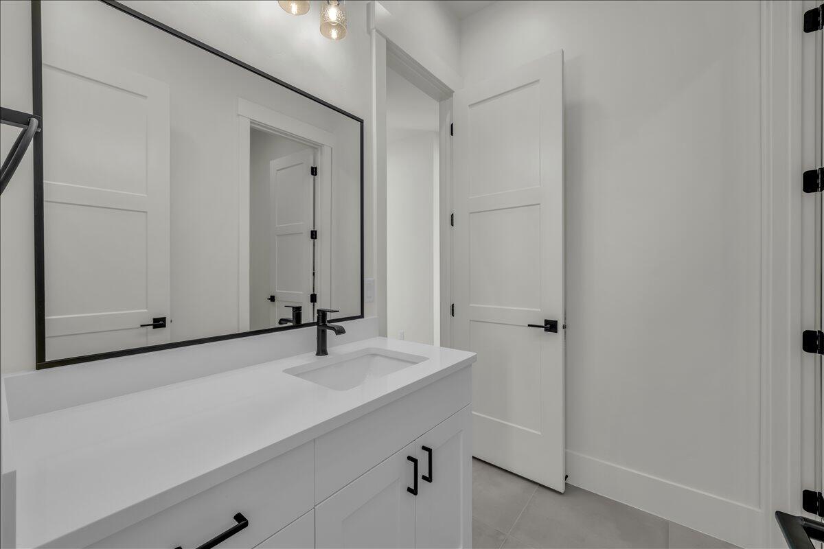 MOORLAND PARK - Residential