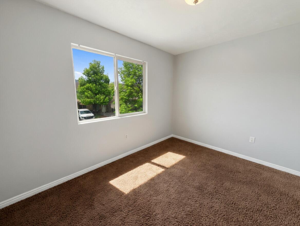 HAWK HOLLOW TOWNHOMES - Residential