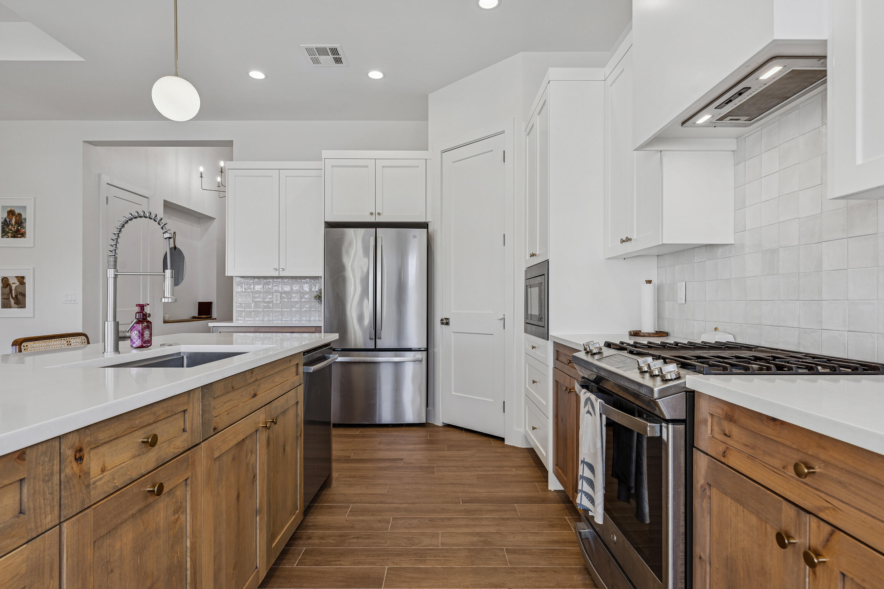 ROADRUNNER RIDGE - Residential