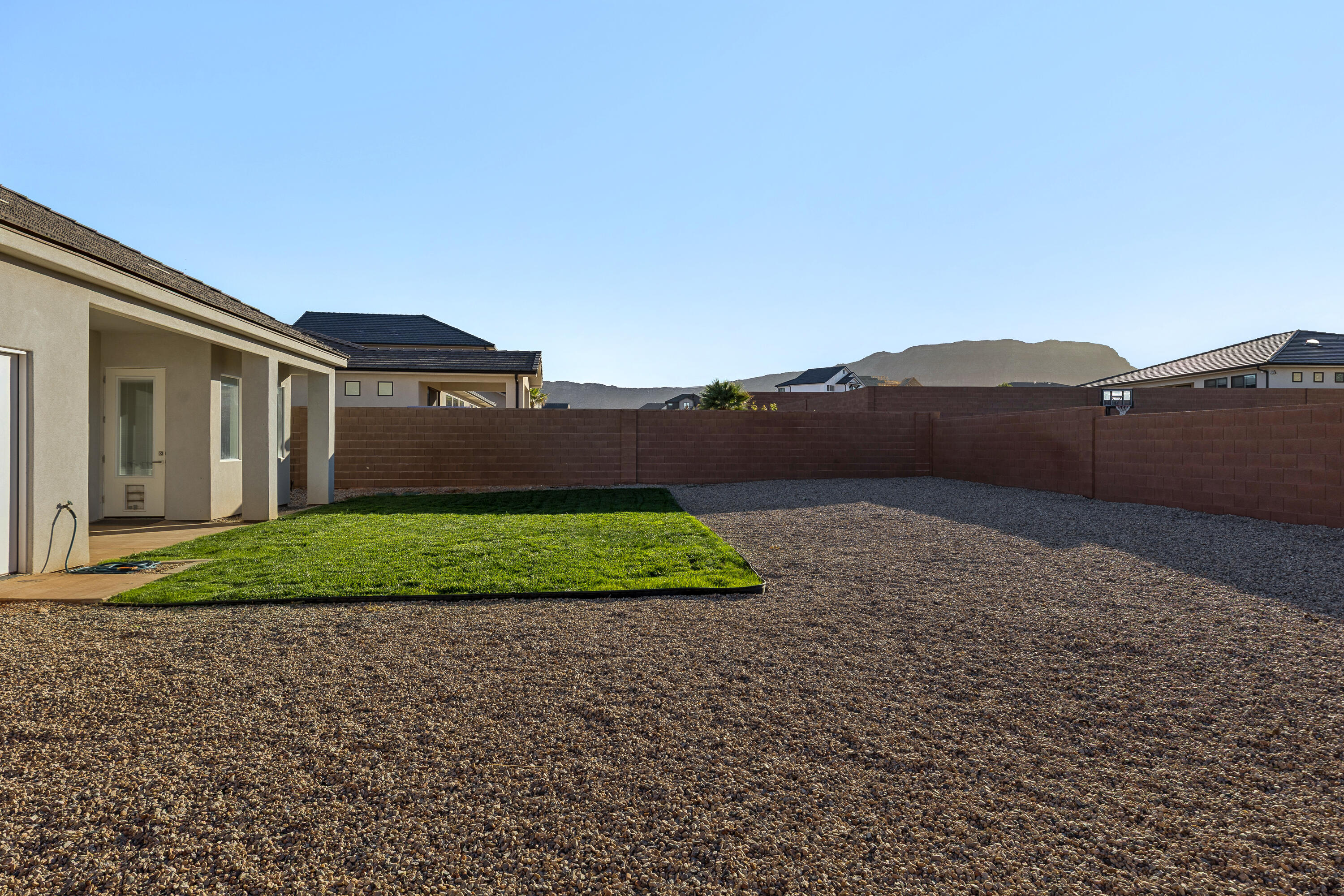 ROADRUNNER RIDGE - Residential