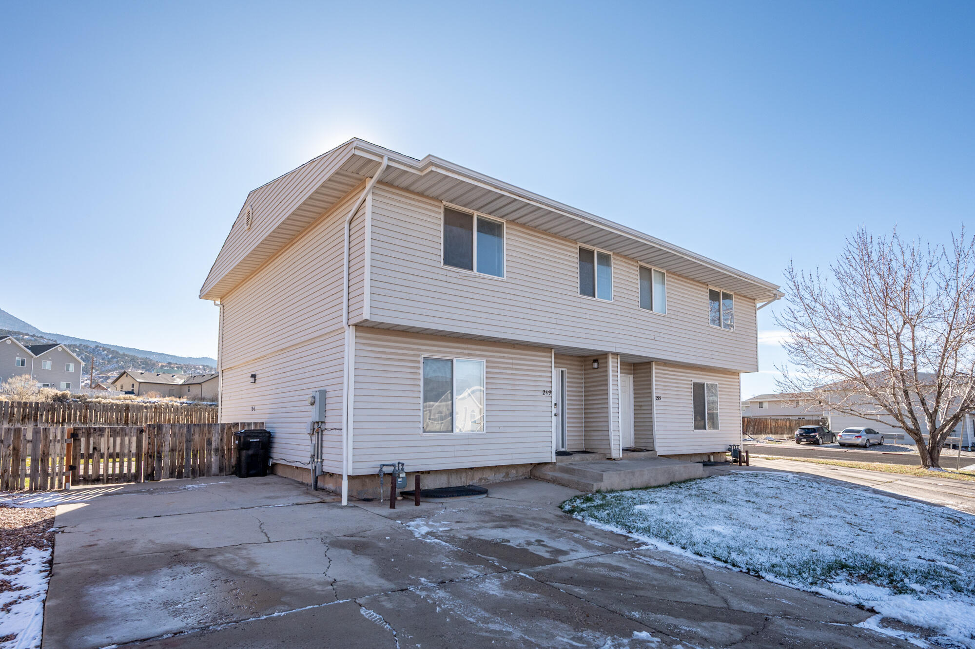 EAST RIDGE - Residential Income