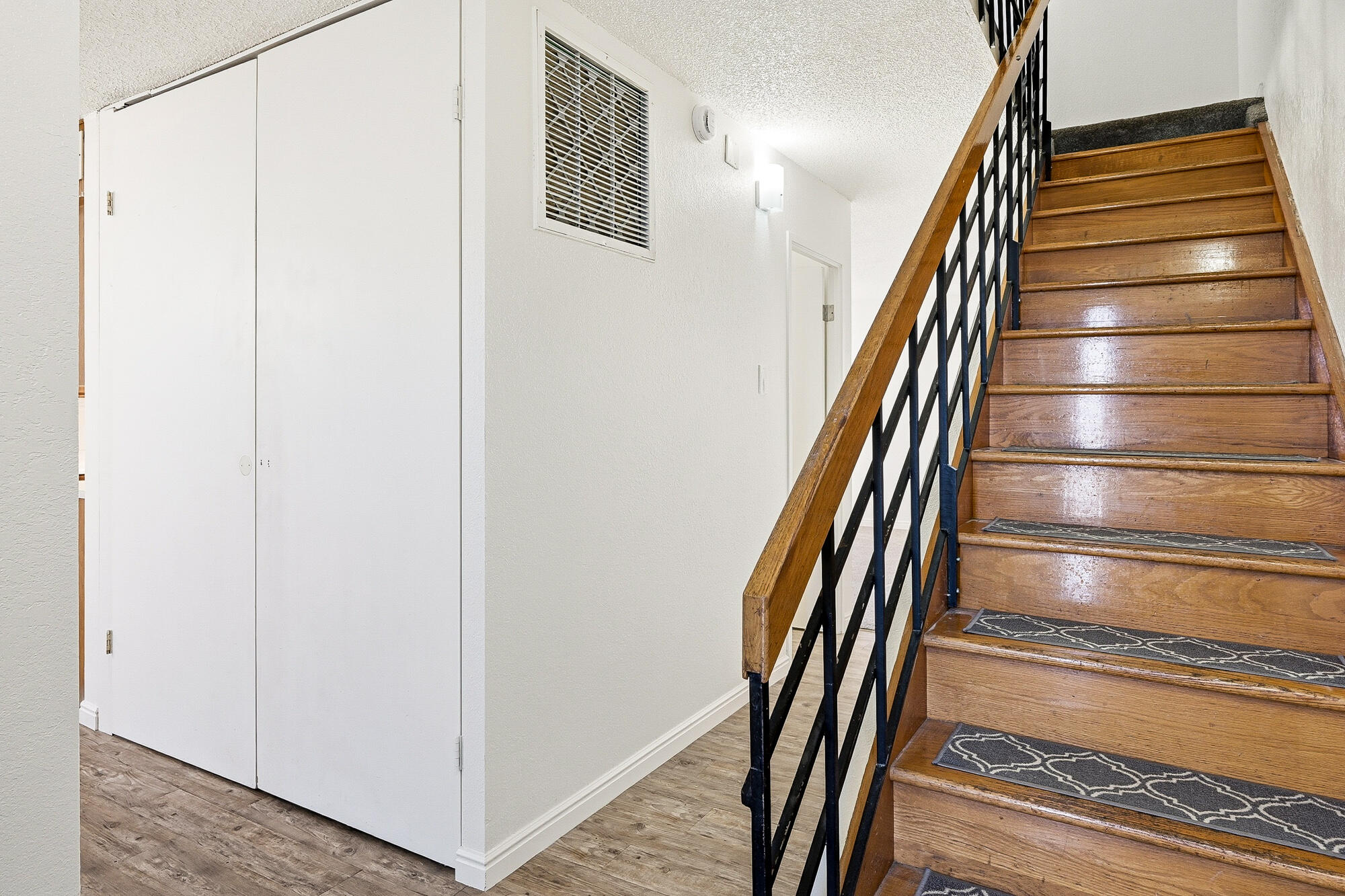 EAST RIDGE - Residential Income