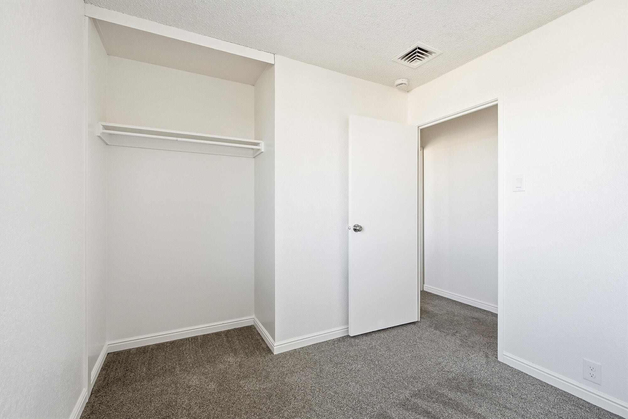 EAST RIDGE - Residential Income