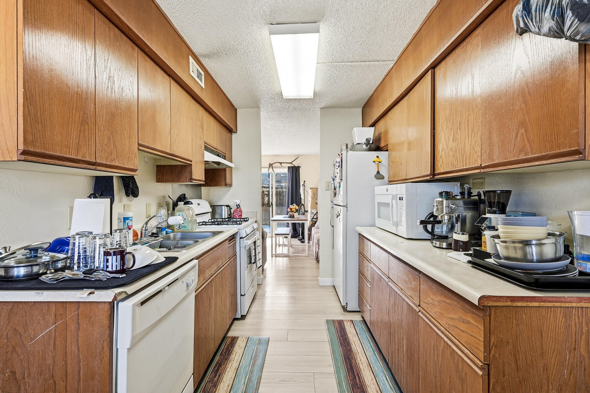 EAST RIDGE - Residential Income