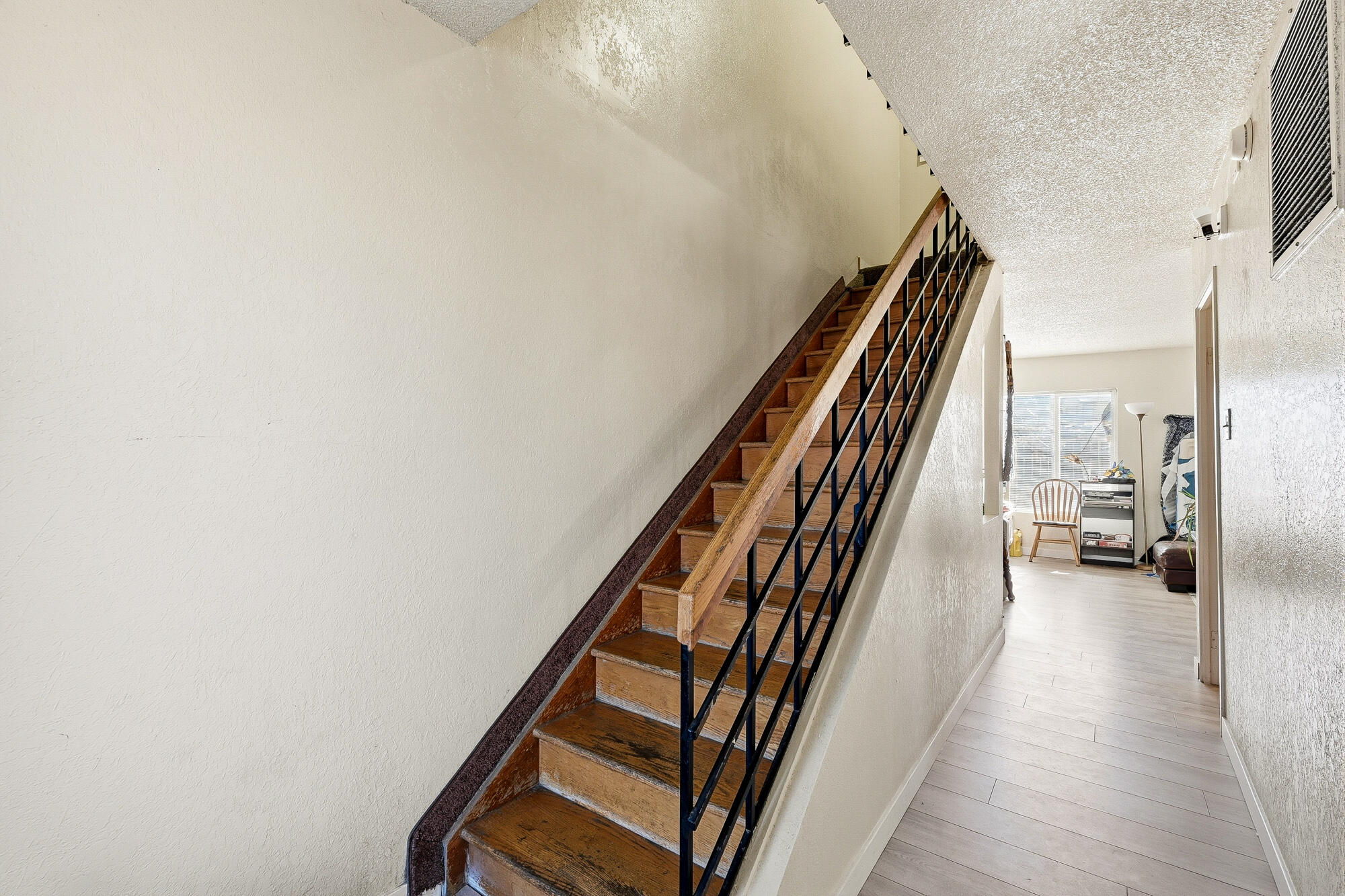 EAST RIDGE - Residential Income