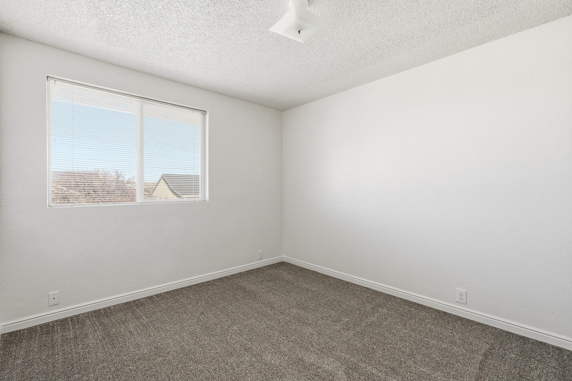 EAST RIDGE - Residential Income