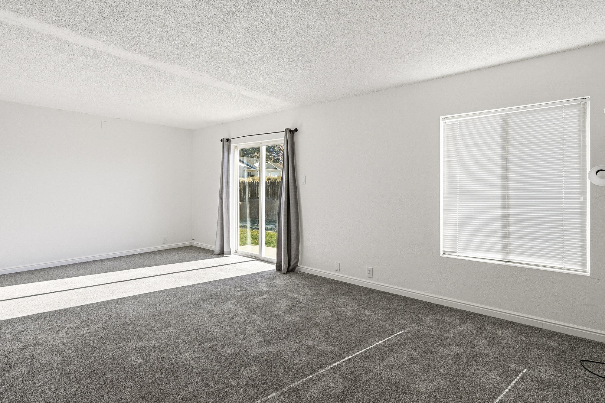 EAST RIDGE - Residential Income