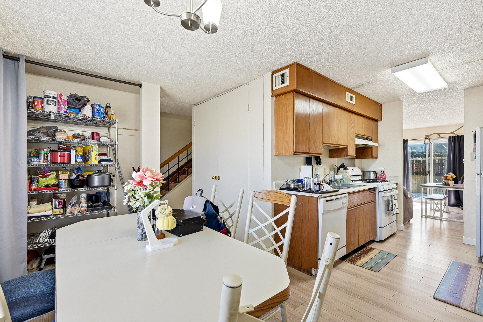 EAST RIDGE - Residential Income