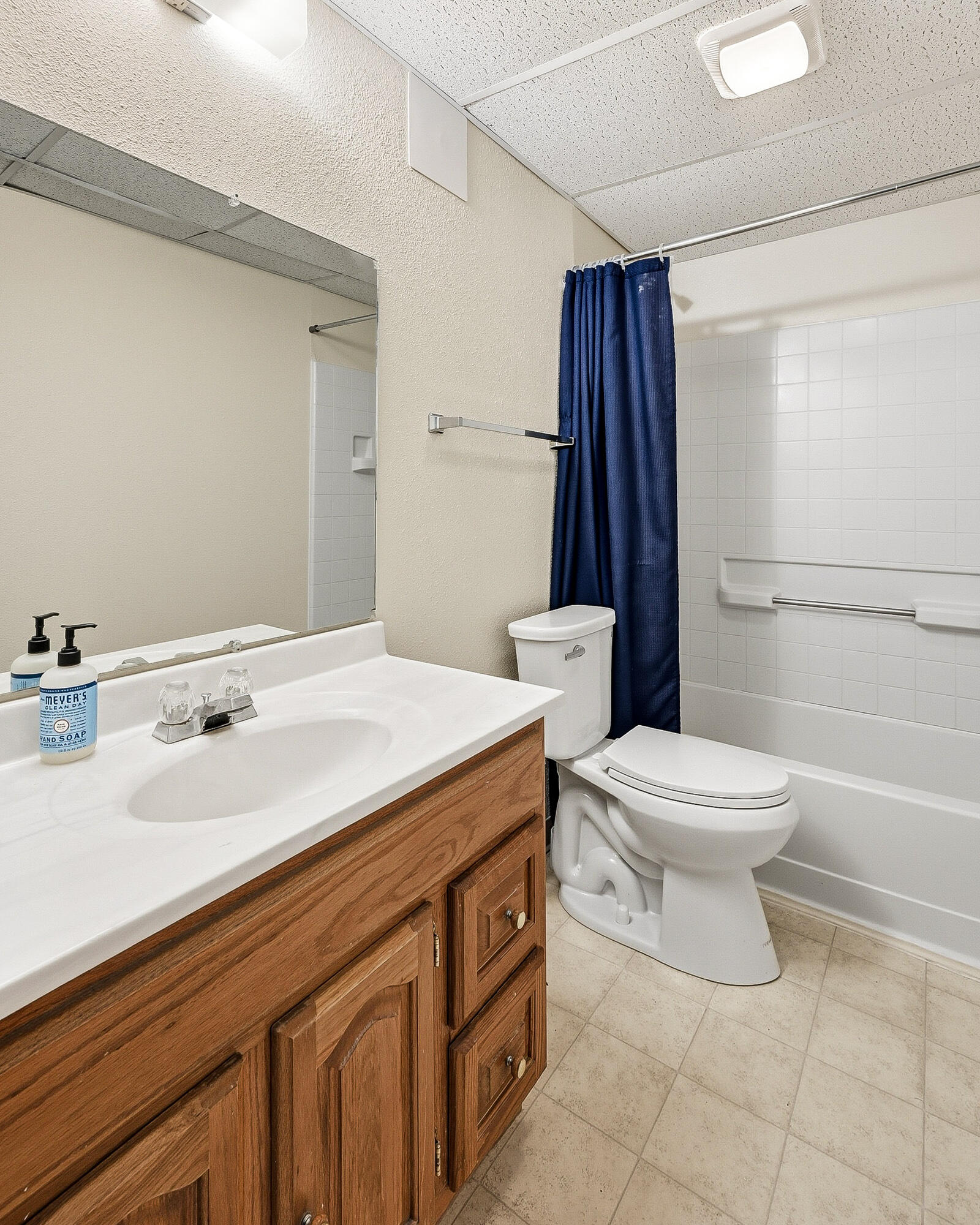 EAST RIDGE - Residential Income