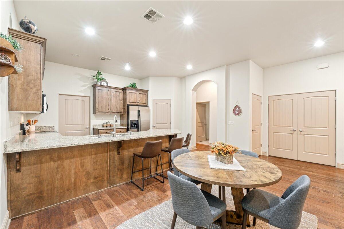 BELLA TERRAZZA AT SUNBROOK - Residential