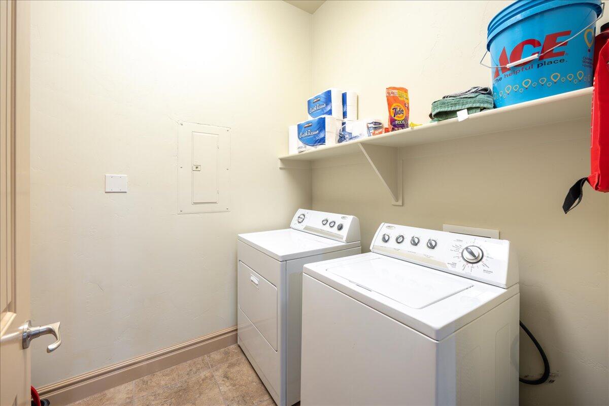 BELLA TERRAZZA AT SUNBROOK - Residential