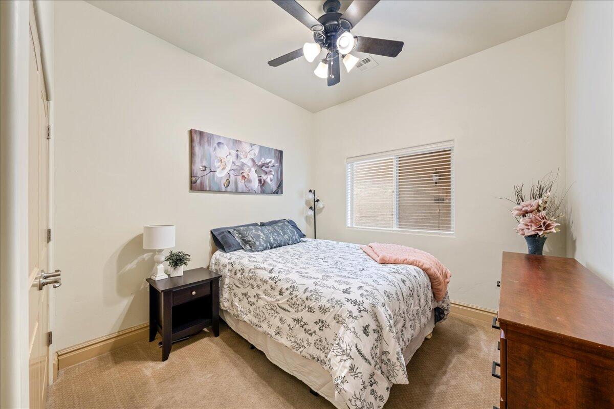 BELLA TERRAZZA AT SUNBROOK - Residential