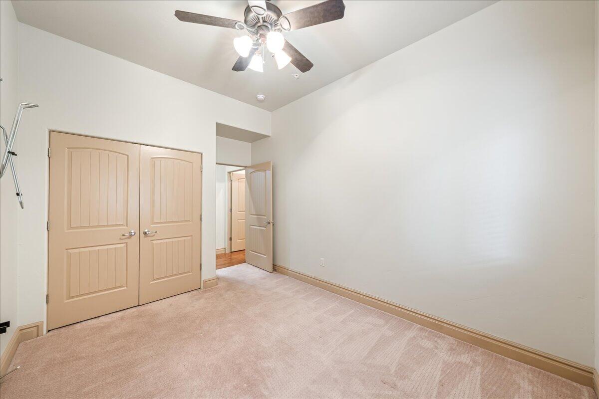 BELLA TERRAZZA AT SUNBROOK - Residential