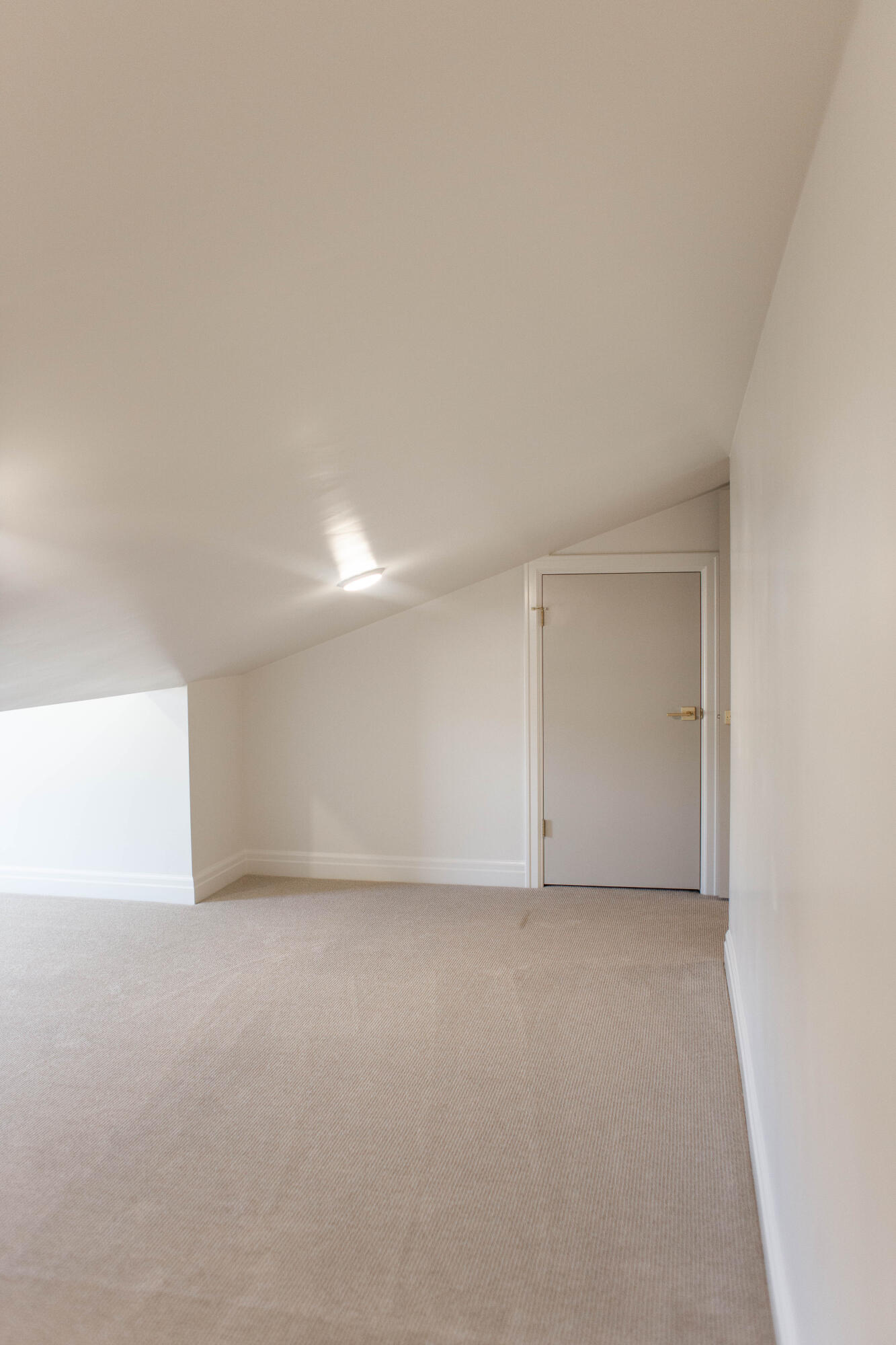 QUEENSRIDGE - Residential