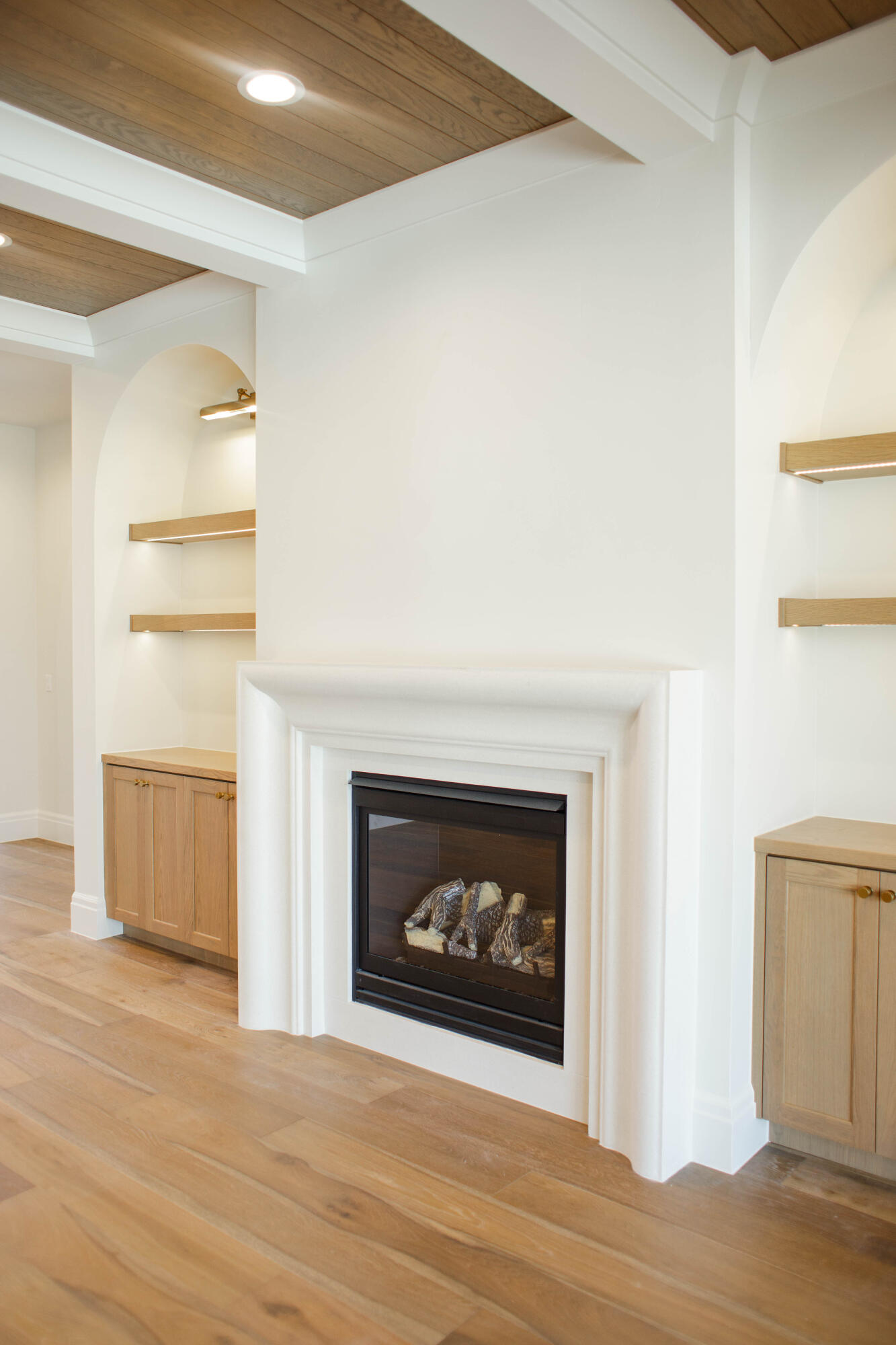 QUEENSRIDGE - Residential