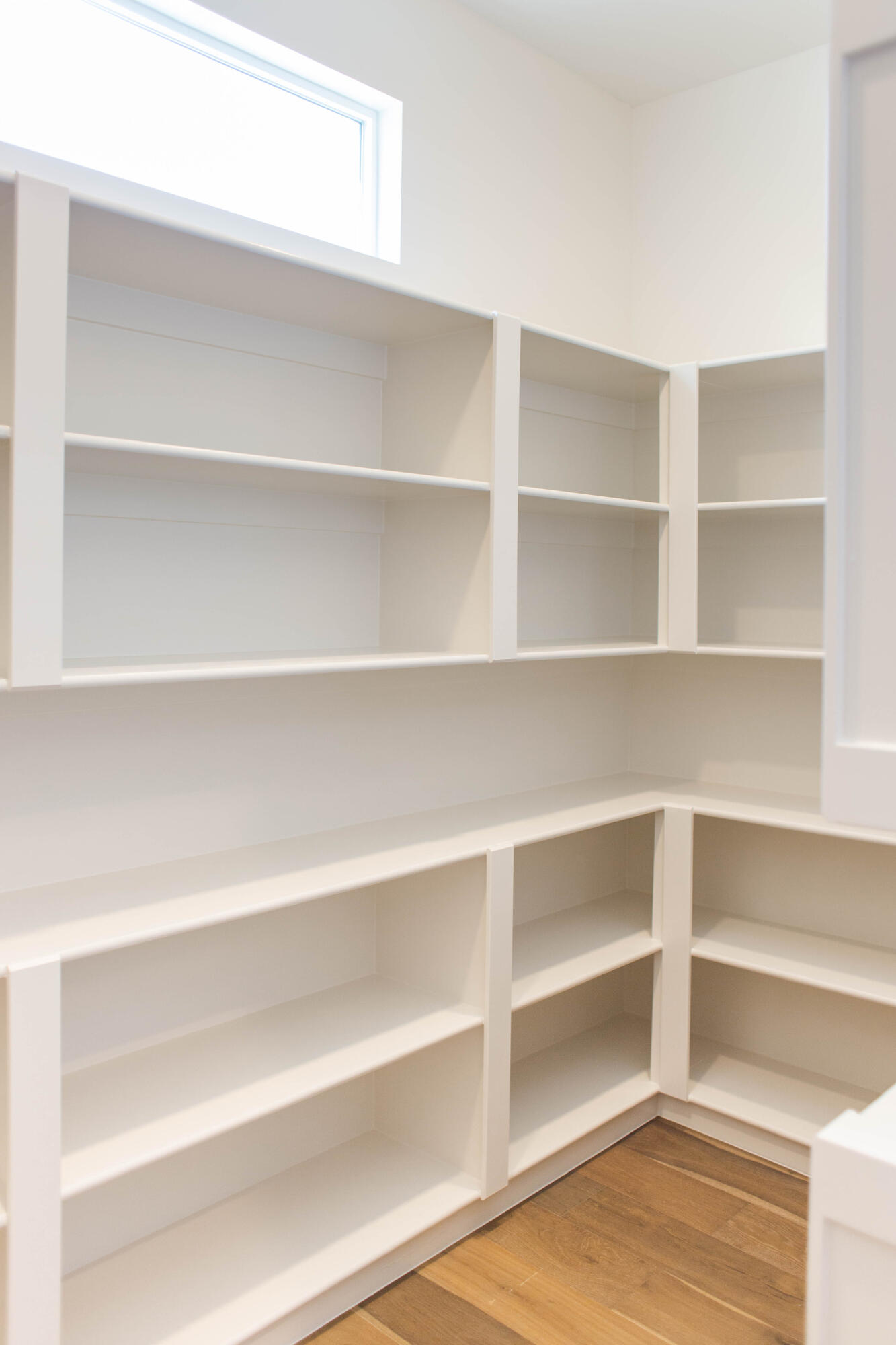 QUEENSRIDGE - Residential