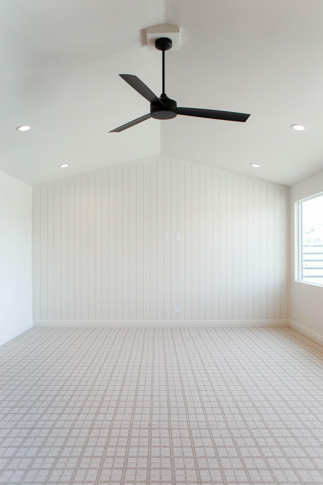 QUEENSRIDGE - Residential