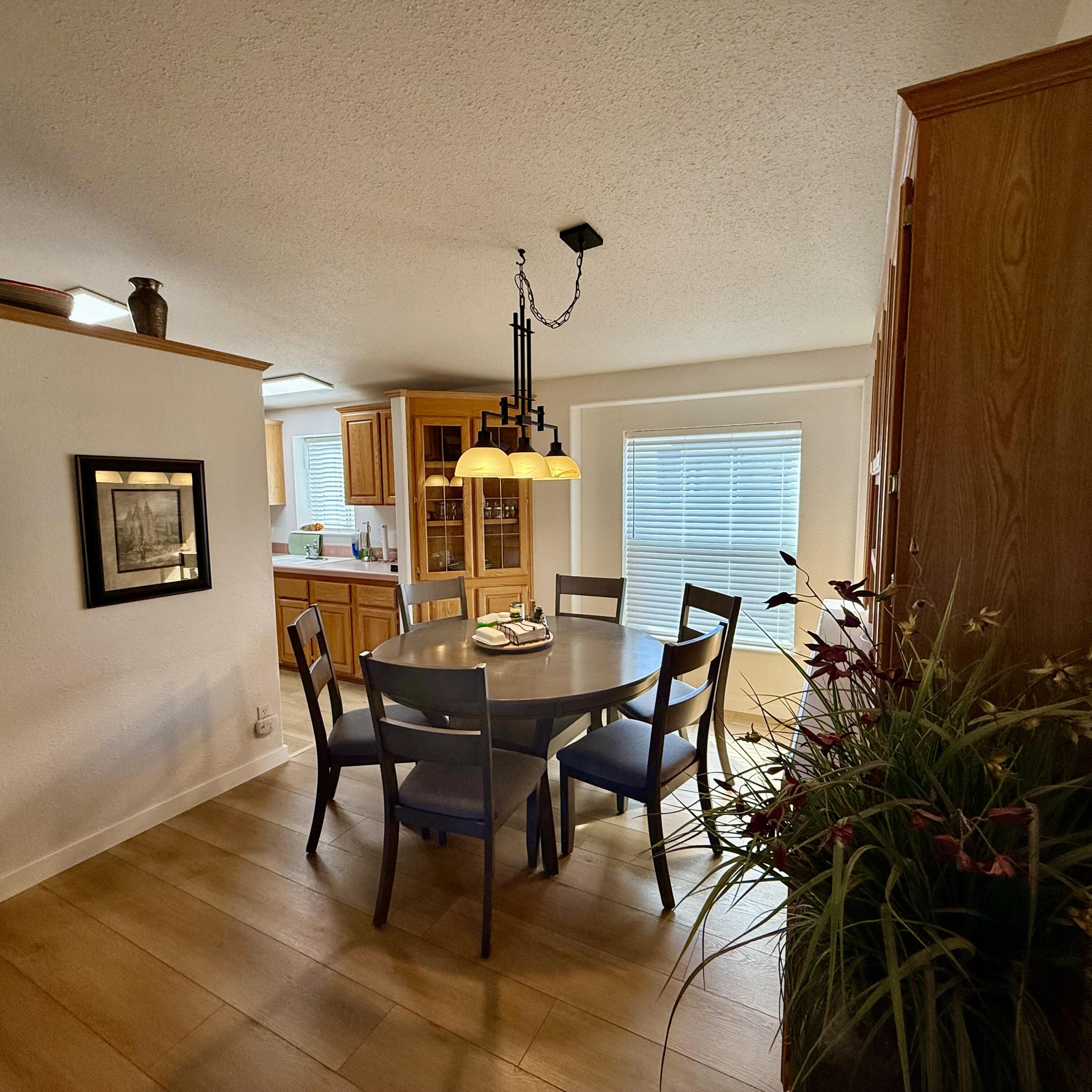 LAVA BLUFF MOBILE HOME PARK - Residential