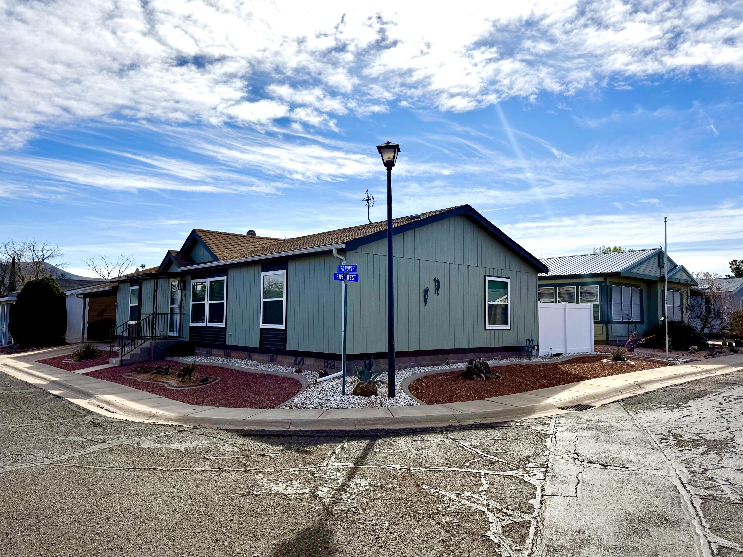 LAVA BLUFF MOBILE HOME PARK - Residential