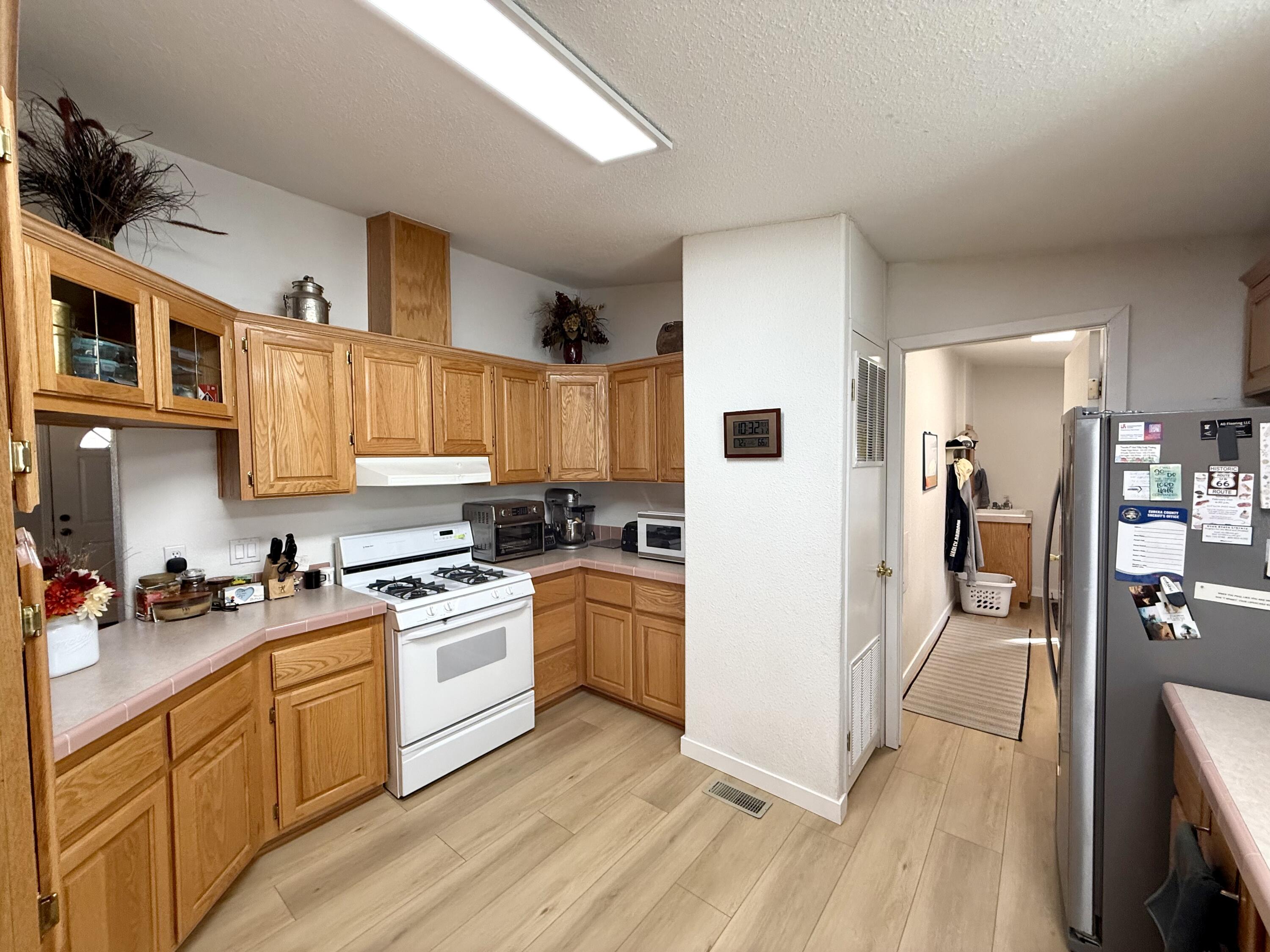 LAVA BLUFF MOBILE HOME PARK - Residential