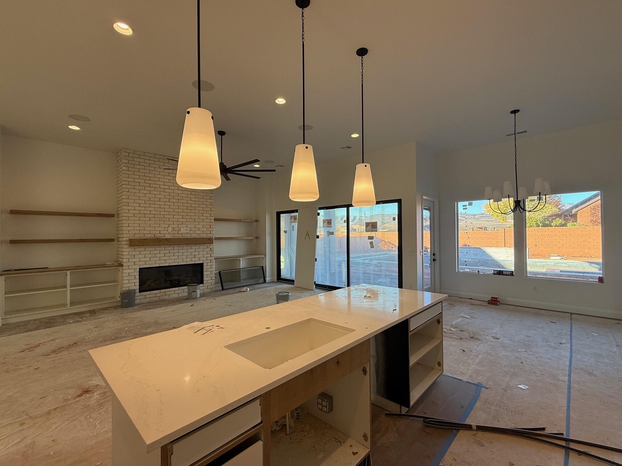 ONYX CANYON - Residential