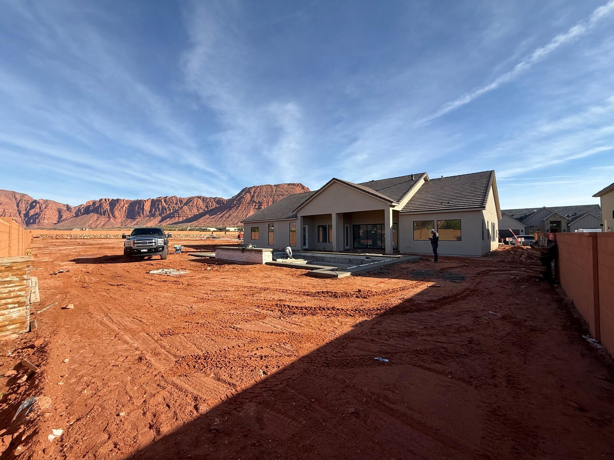 ONYX CANYON - Residential