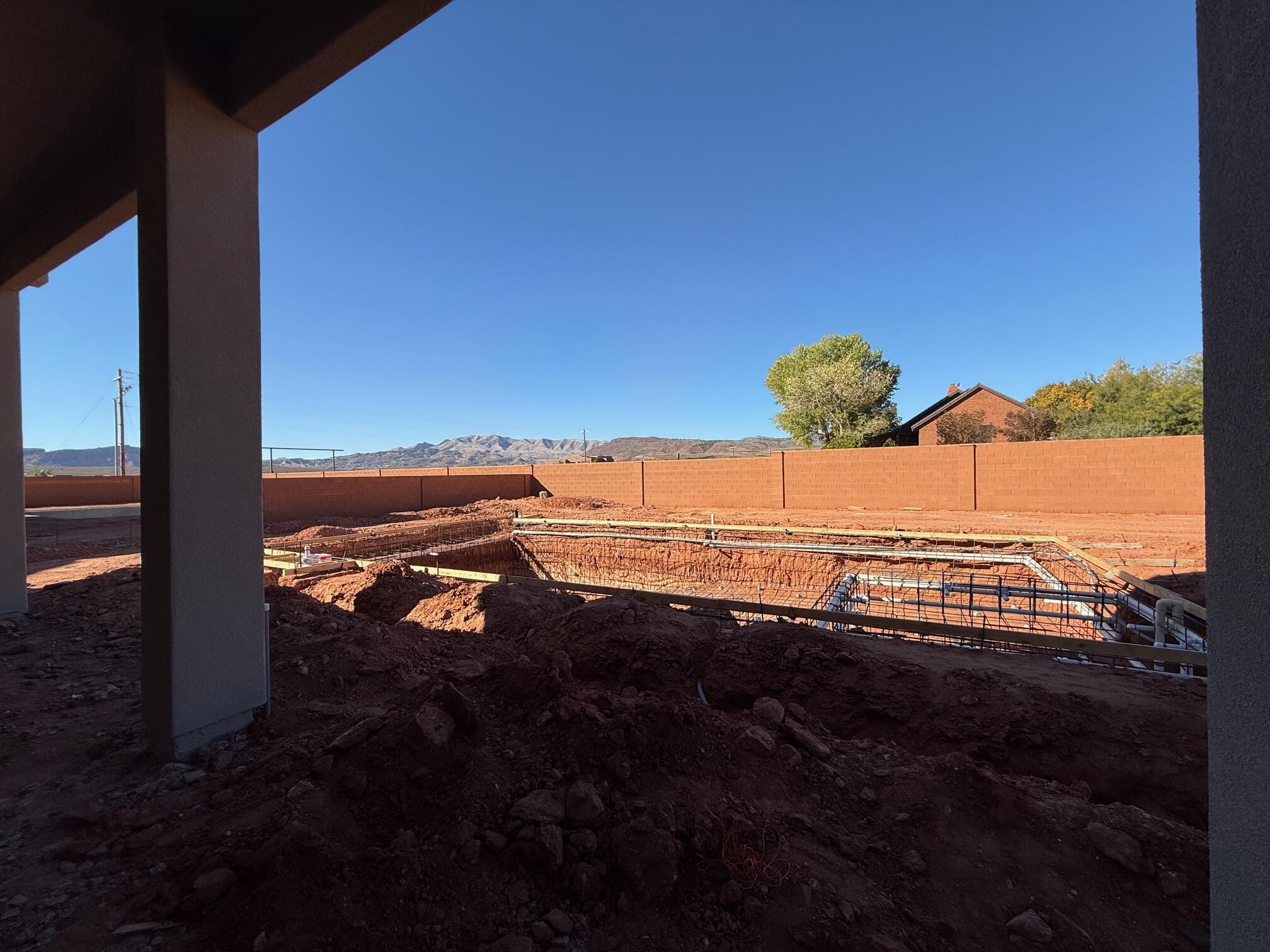 ONYX CANYON - Residential