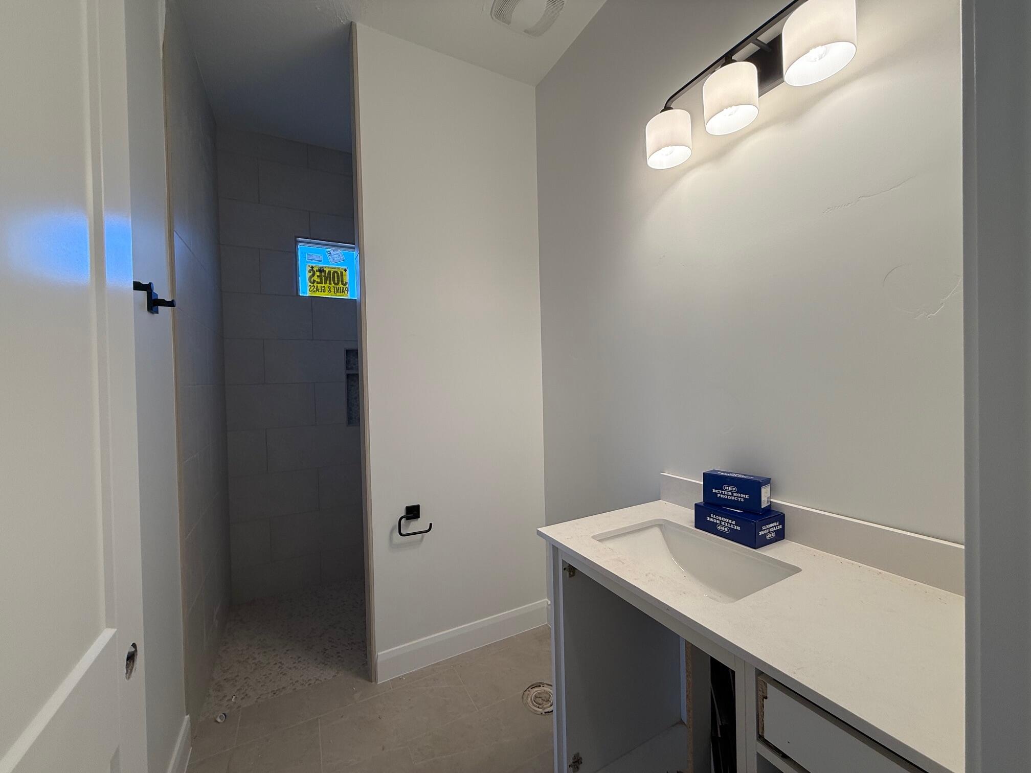 ONYX CANYON - Residential