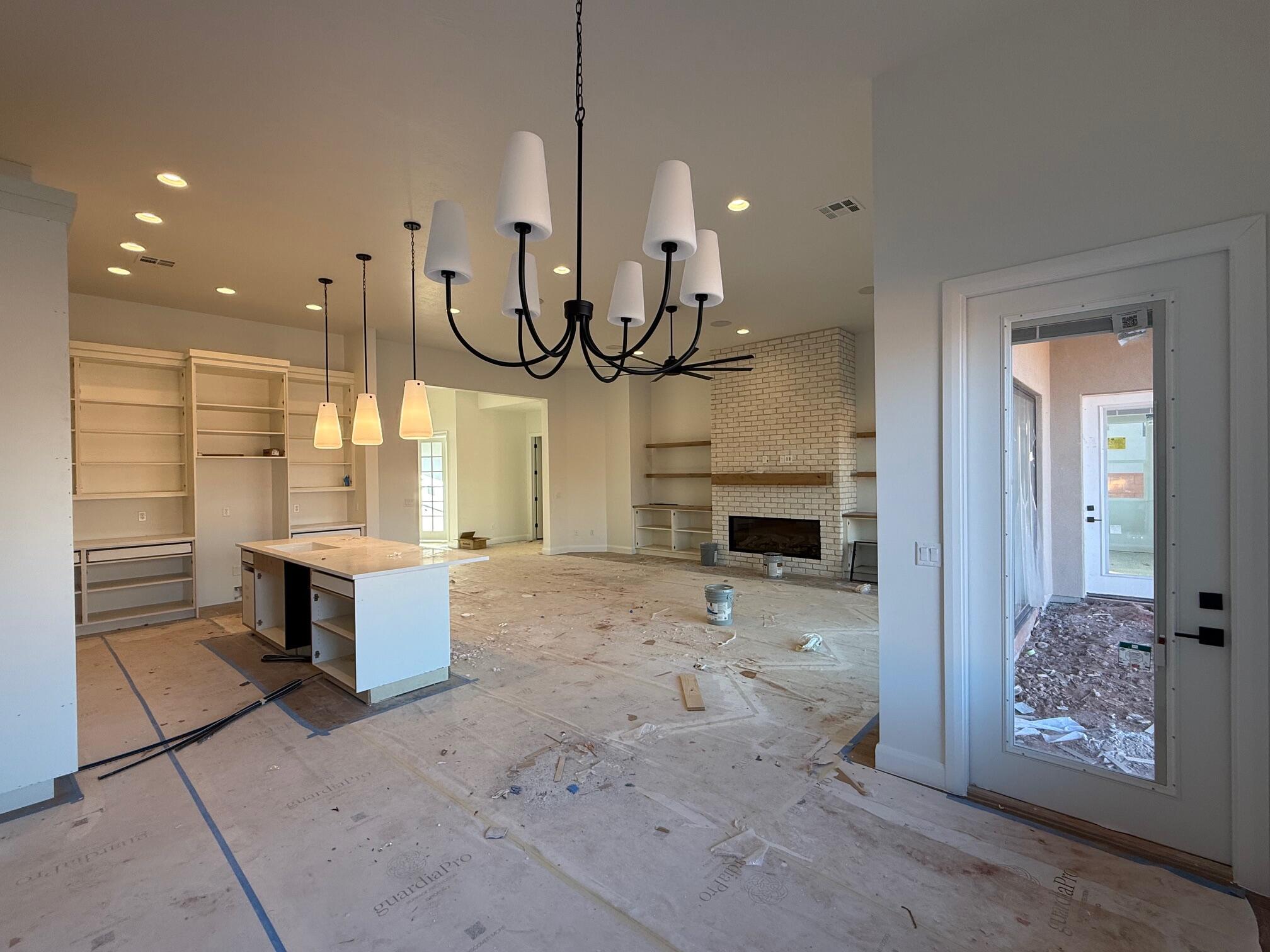 ONYX CANYON - Residential