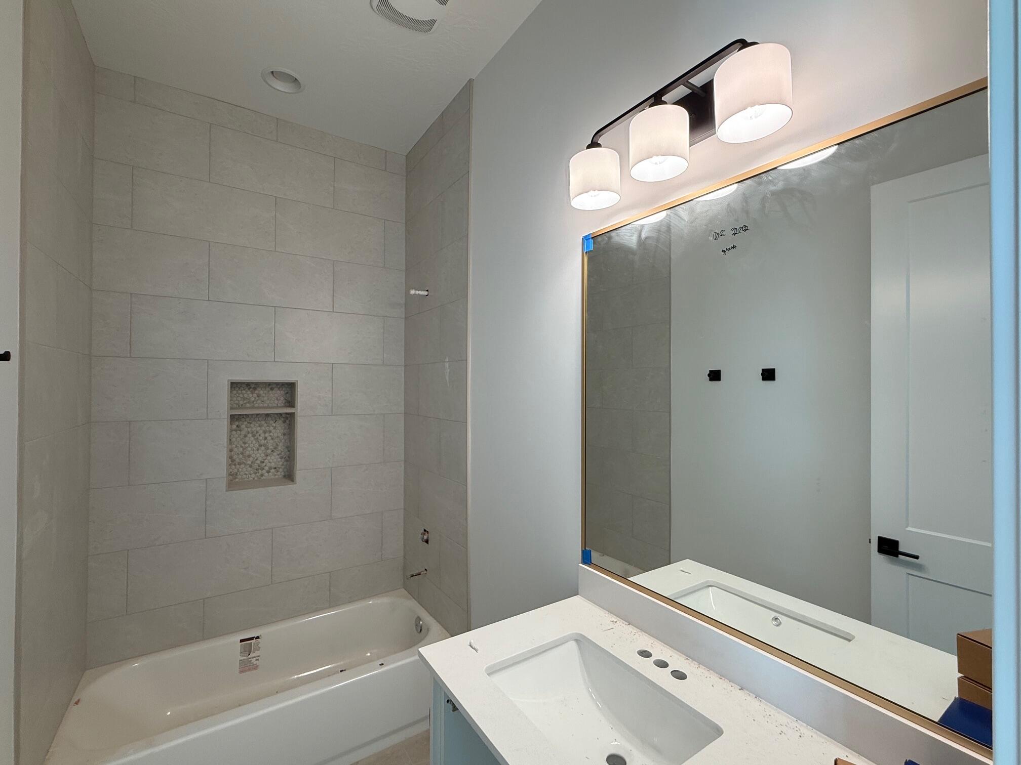 ONYX CANYON - Residential