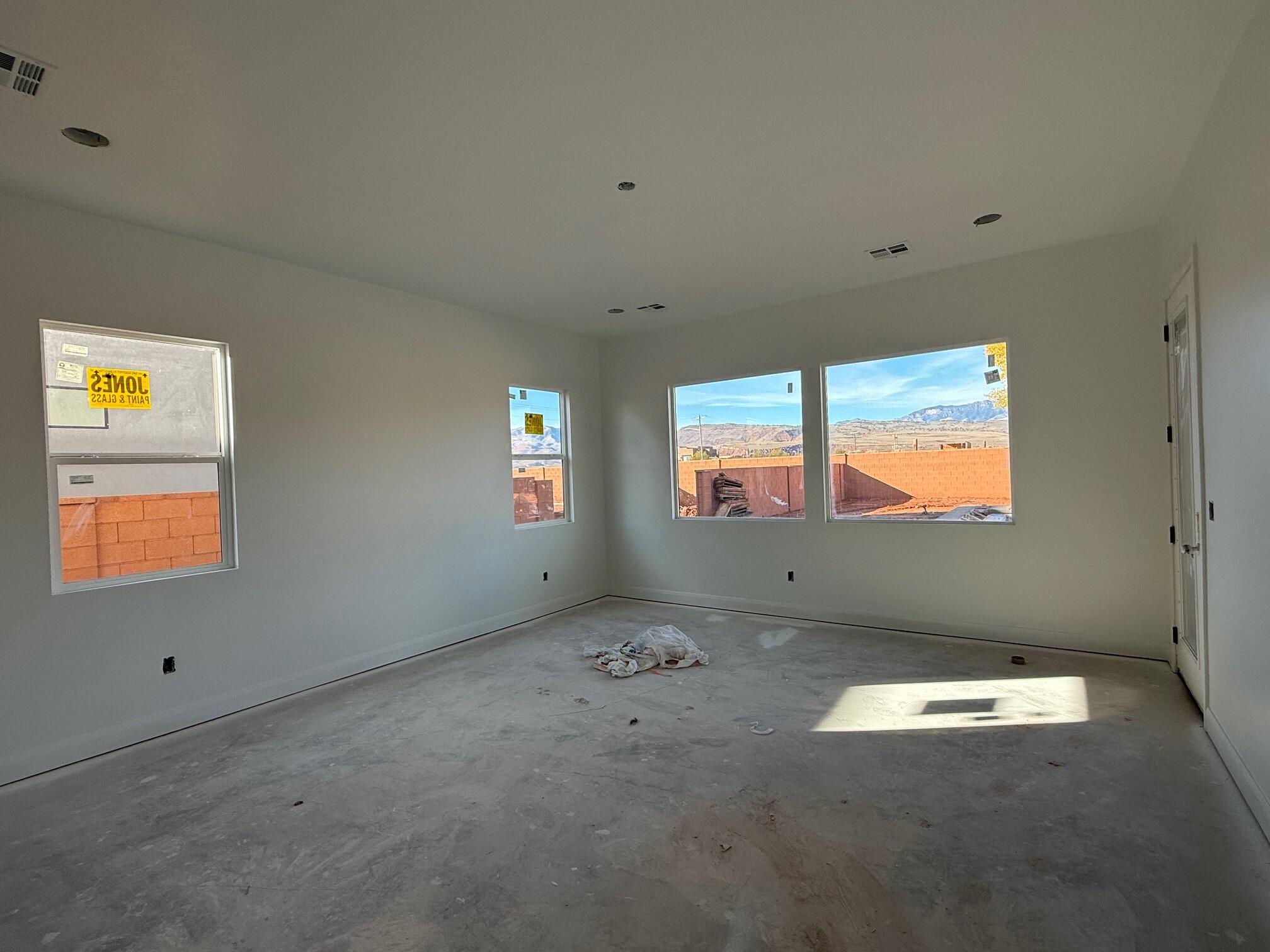 ONYX CANYON - Residential