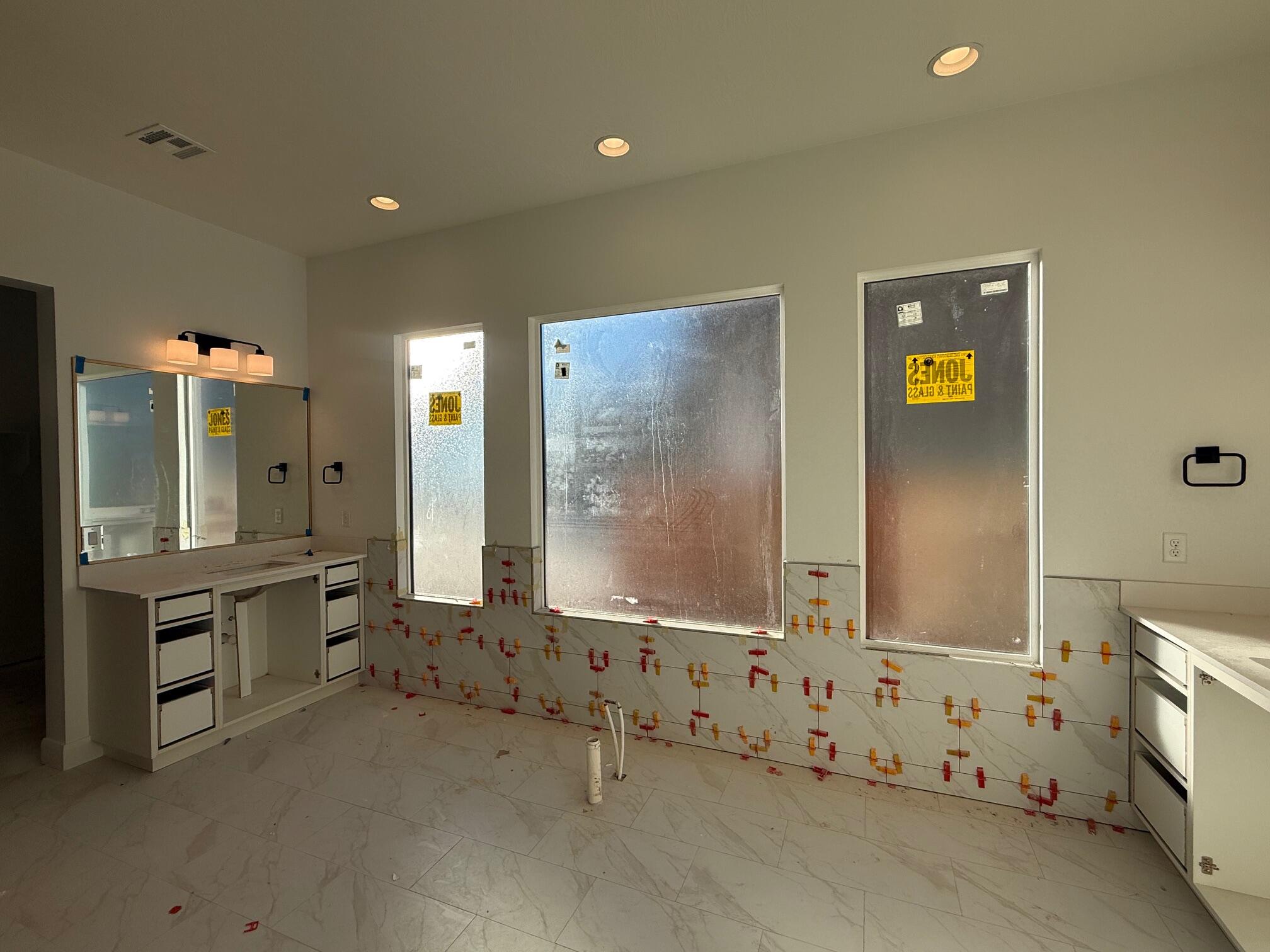 ONYX CANYON - Residential