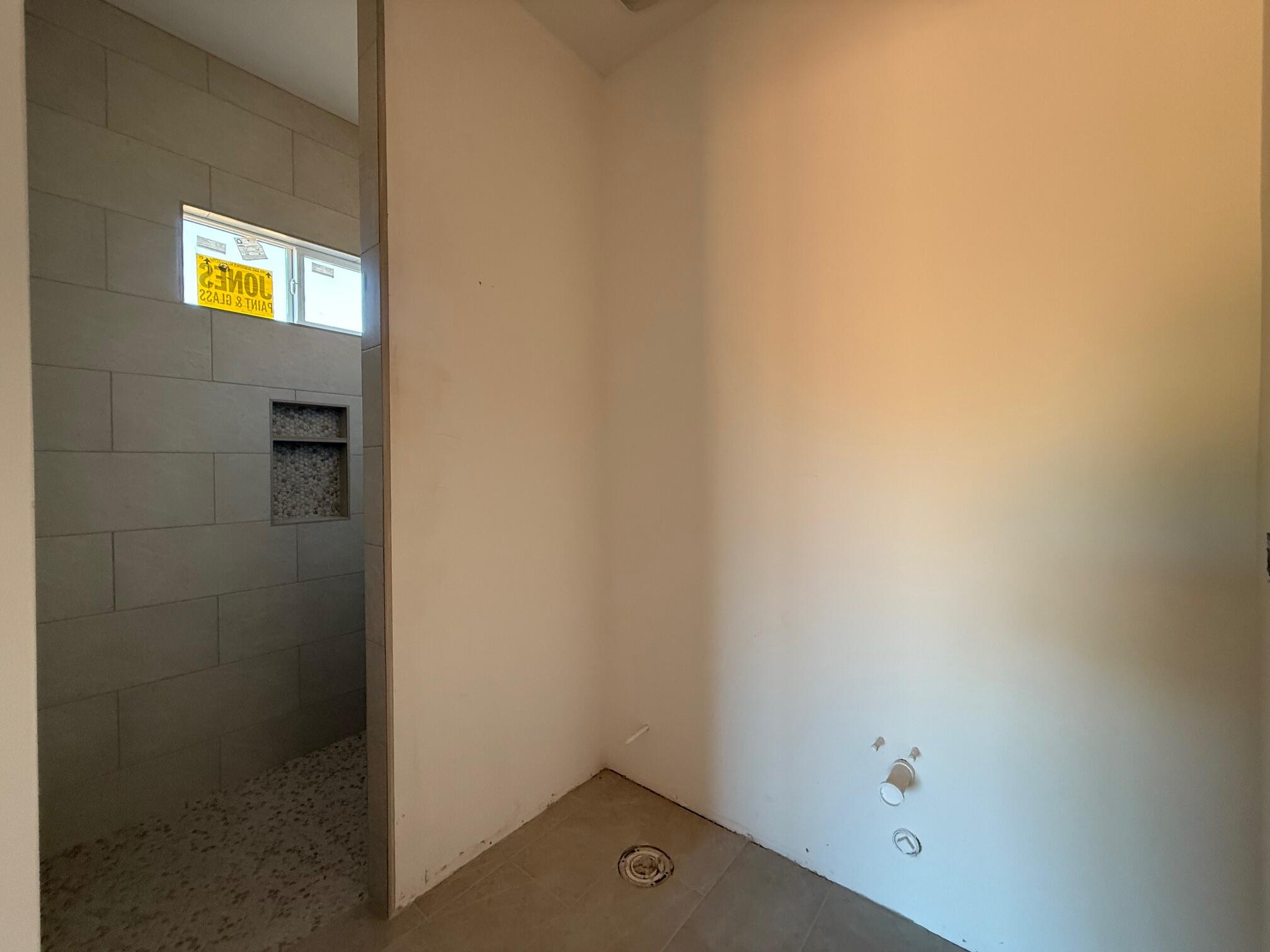 ONYX CANYON - Residential