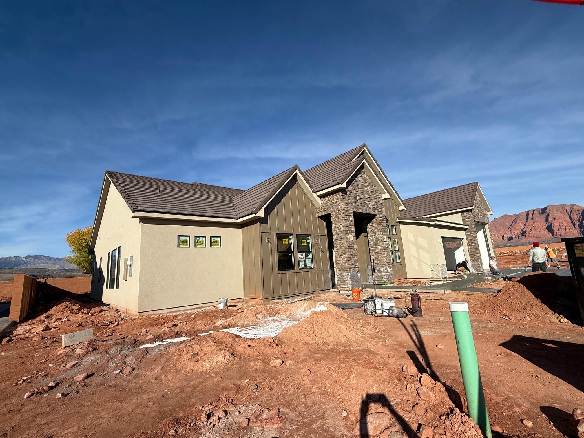 ONYX CANYON - Residential