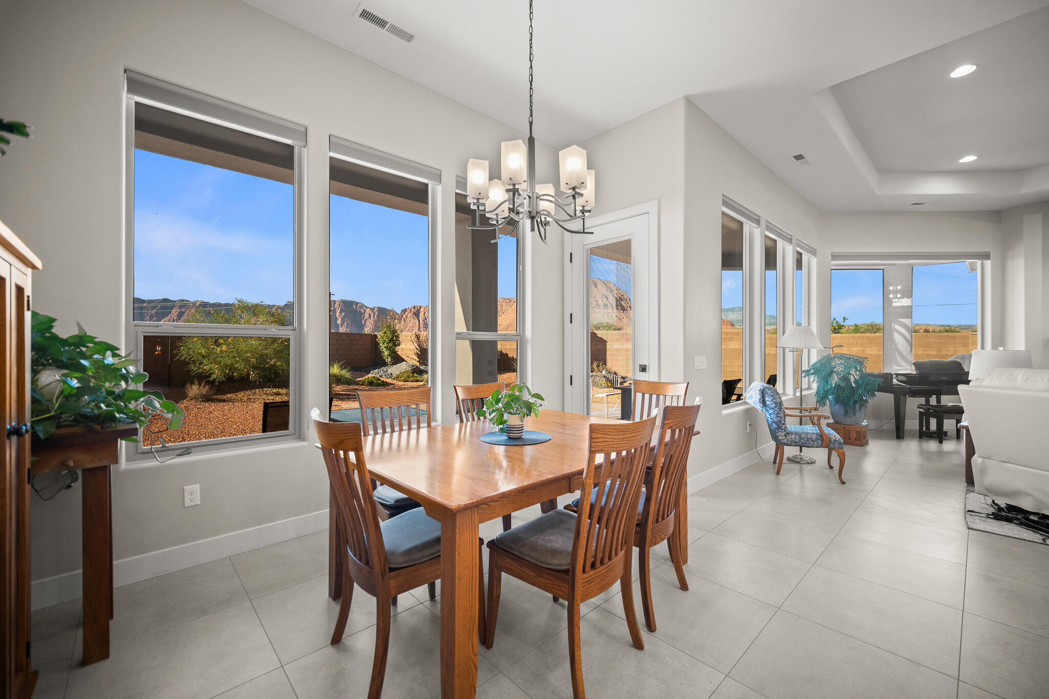 MOJAVE MESA - Residential