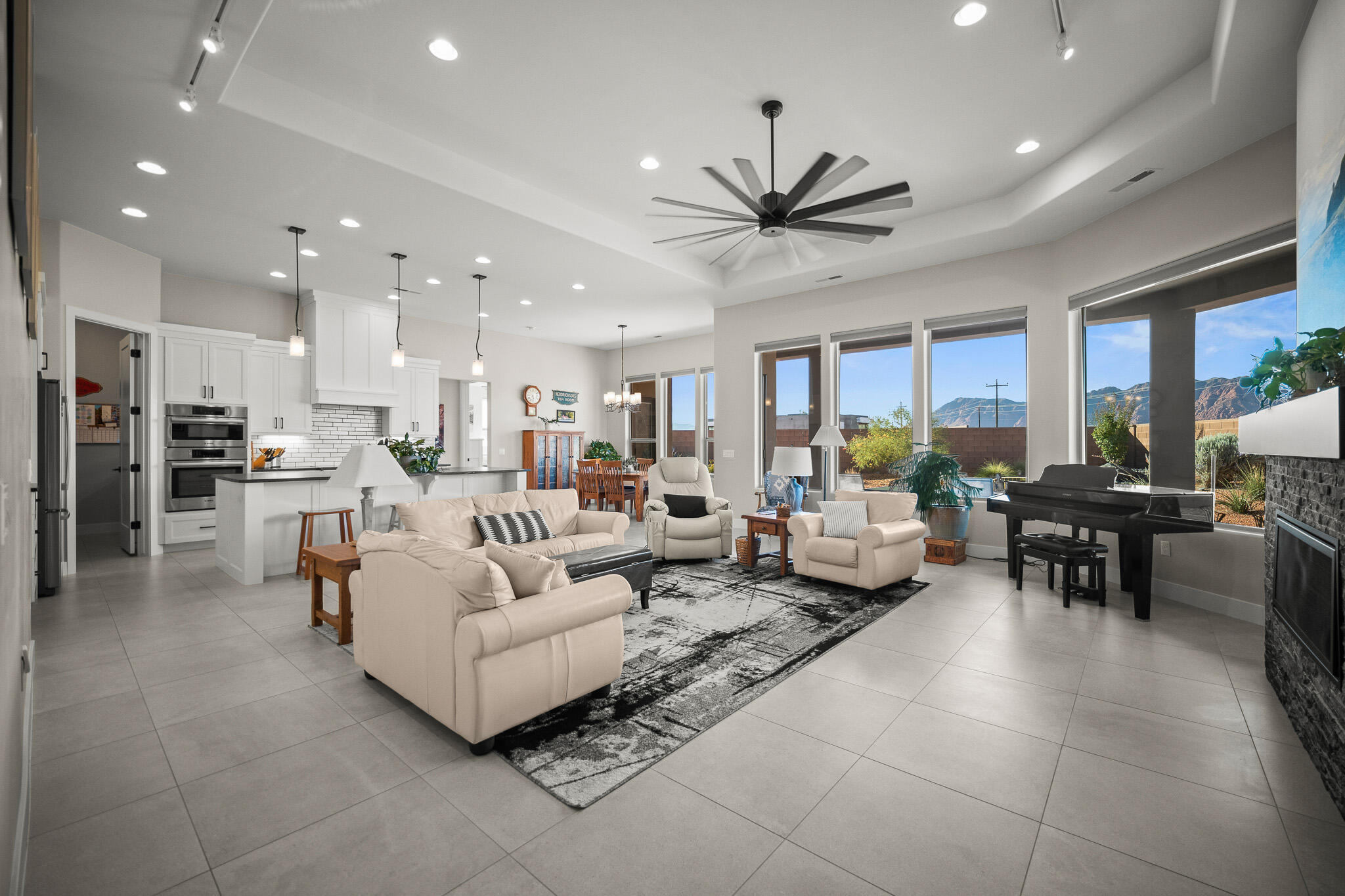 MOJAVE MESA - Residential