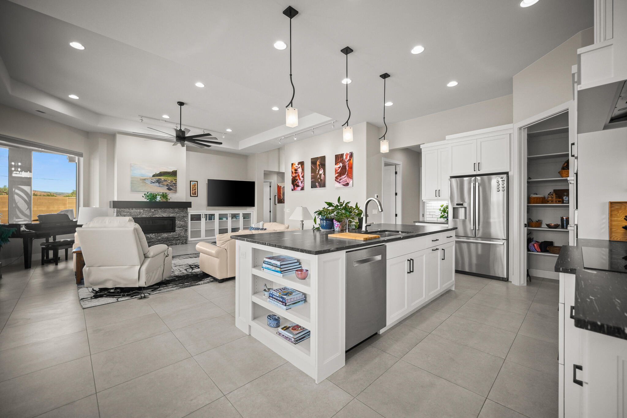 MOJAVE MESA - Residential