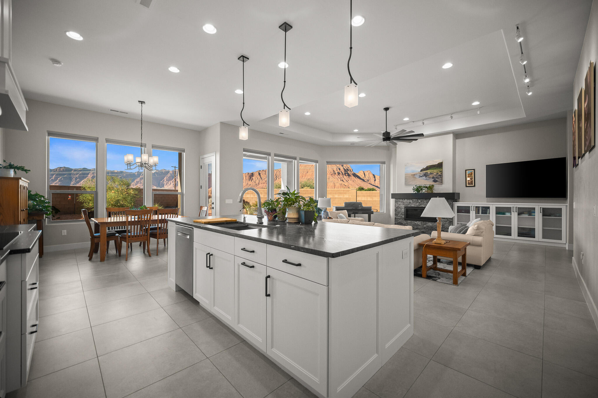 MOJAVE MESA - Residential