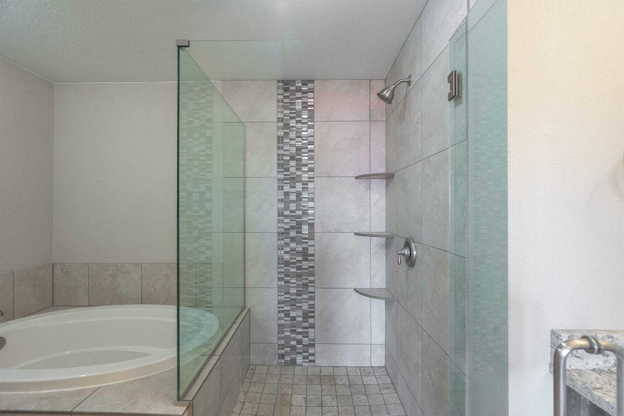 GARDENS SOUTH CONDOS - Residential