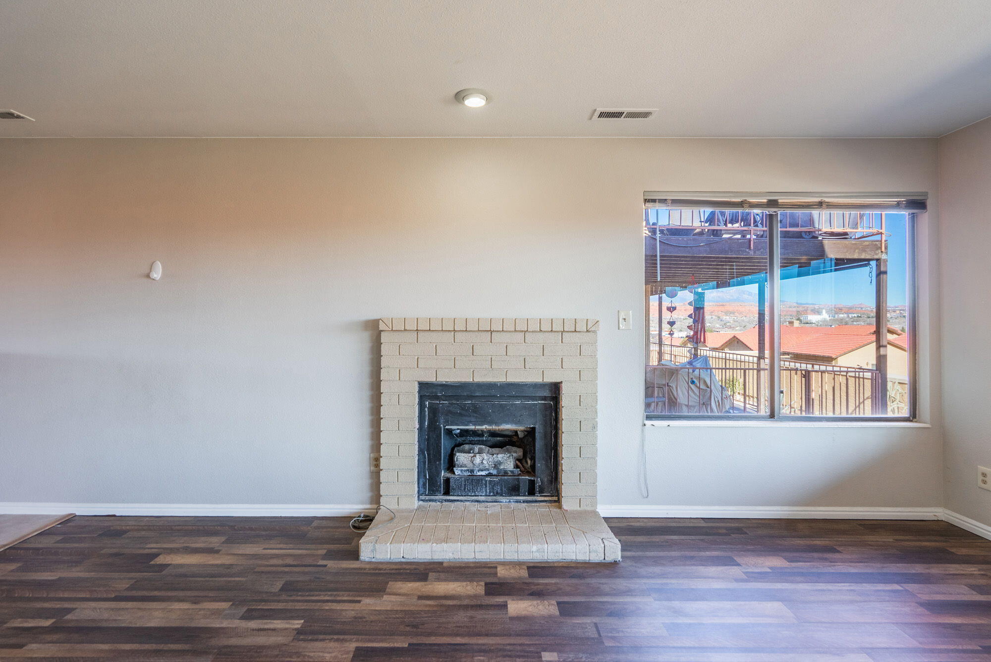 GARDENS SOUTH CONDOS - Residential