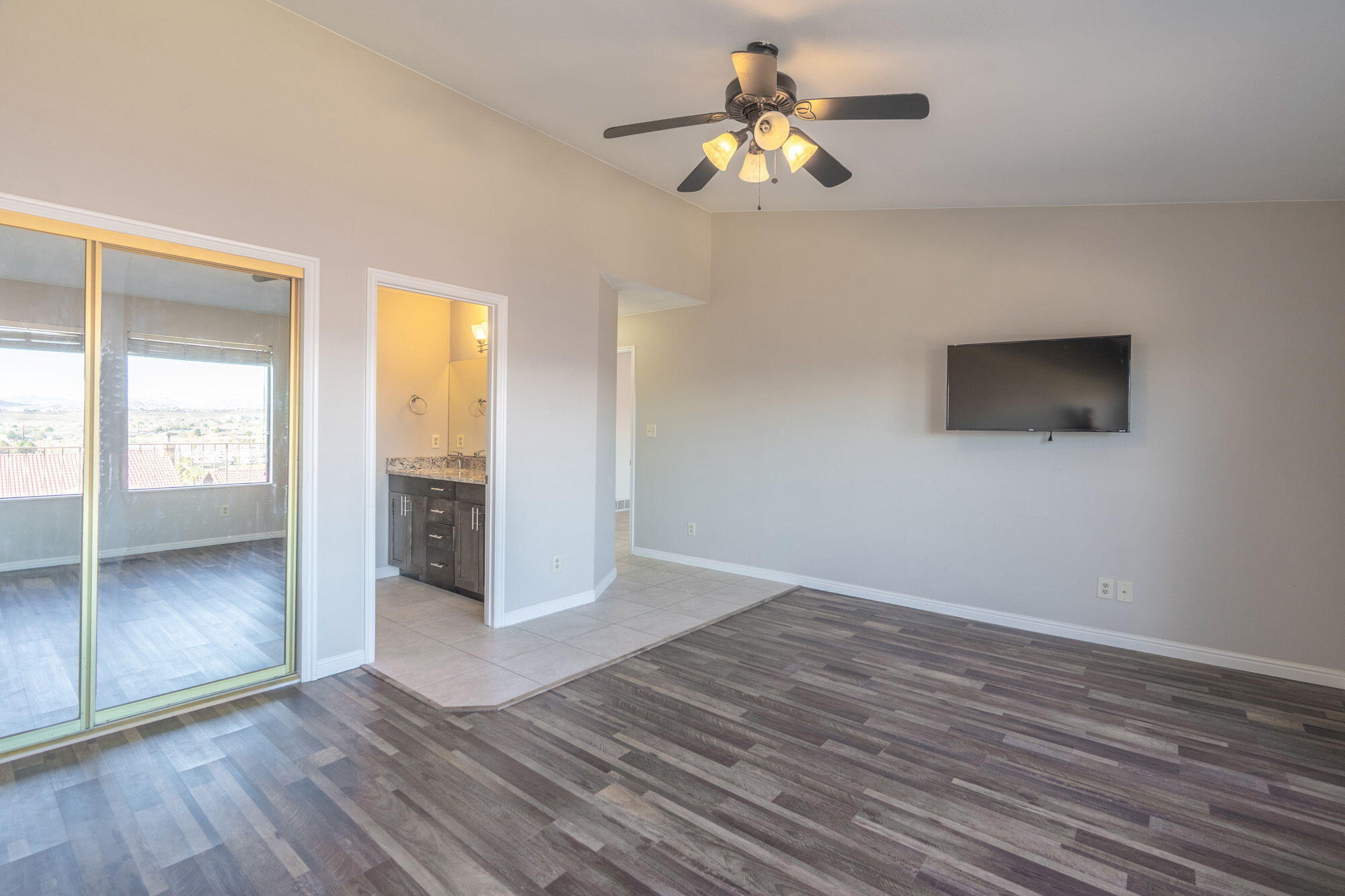 GARDENS SOUTH CONDOS - Residential